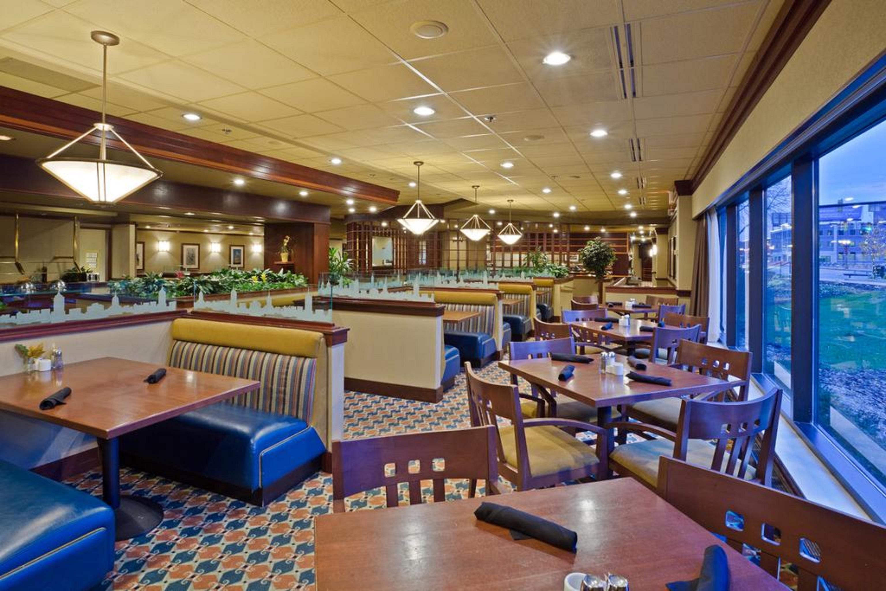 Doubletree By Hilton Lansing Hotel Ngoại thất bức ảnh