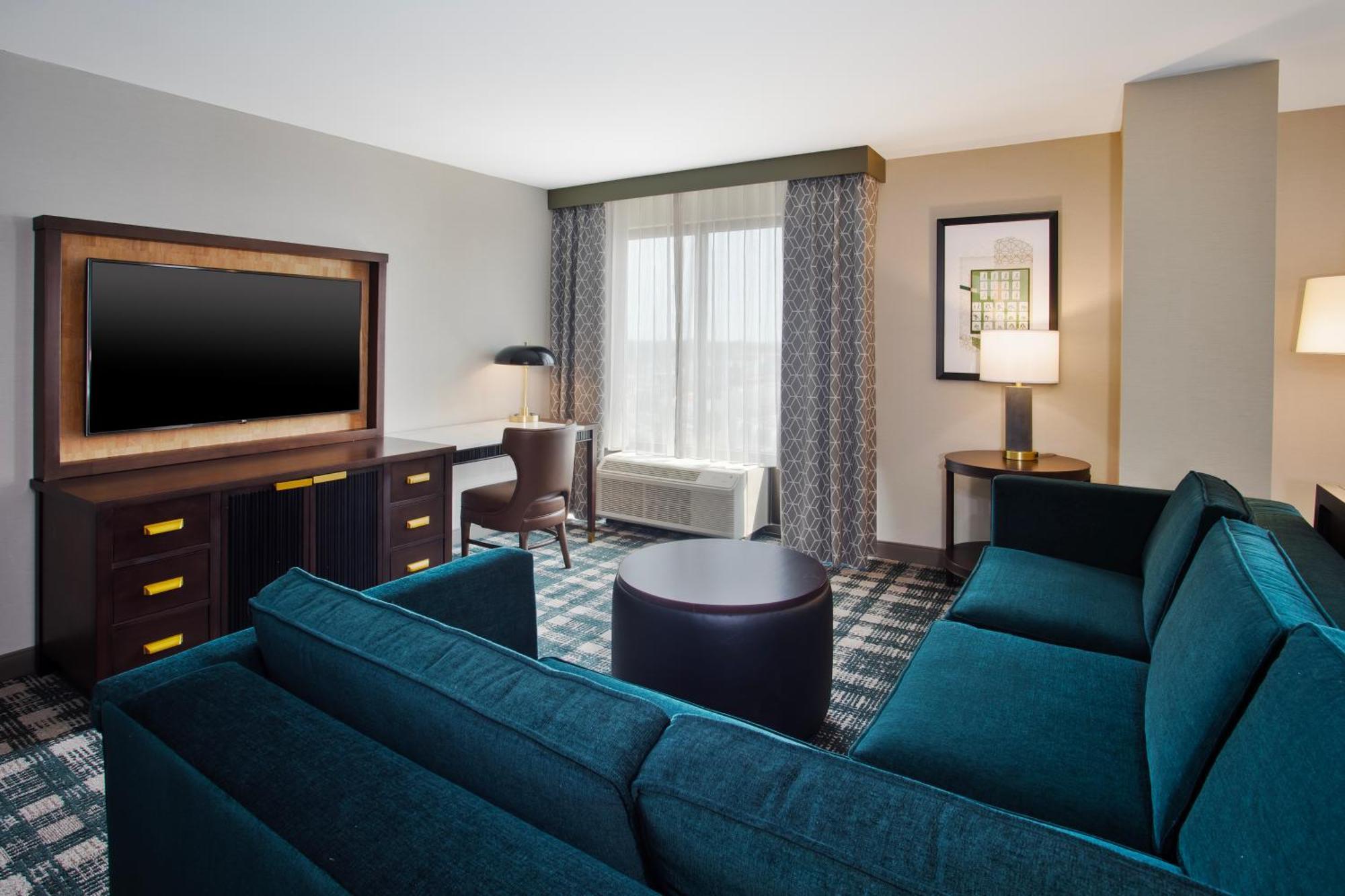 Doubletree By Hilton Lansing Hotel Ngoại thất bức ảnh